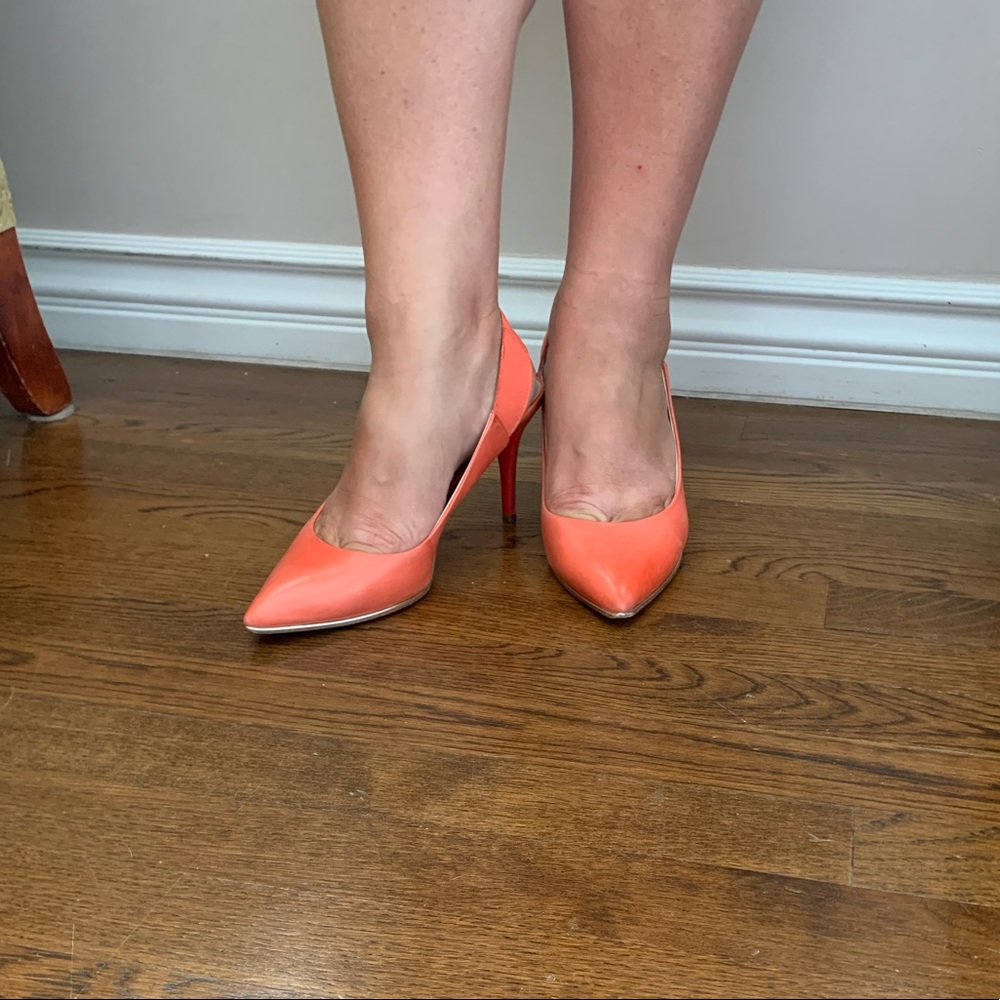 Carolinna Espinosa Leather slingback classic heels